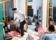 Peduli Warga, Sugianto Anggota DPRD Trenggalek Bagikan Tenda dalam Safari Ramadhan
