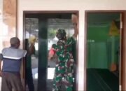 Babinsa Koramil 0823-01/Kota Bersama Warga Bersihkan Masjid, Wujudkan Masjid Bersih dan Nyaman