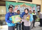 Bhayangkari Bersama Polres Situbondo Bagikan Ratusan Bingkisan Ramadhan untuk Driver Ojek Online