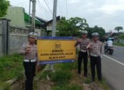 Berhati-hatilah Bagi Para Pemudik di Jalan, Ini Pesan Satlantas Polres Situbondo, Pasang Banner Imbauan Jalur Black Spot, Cegah Kecelakaan di Jalur Mudik