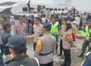 Didampingi Wakapolres, Kompol Indah Citra Fitriani, Dirtahti Polda Jatim Tinjau Arus Mudik di Pelabuhan Jangkar Situbondo