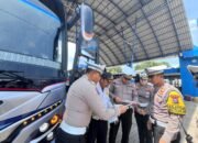 Polisi Cek Kondisi Bus dan Kesehatan Sopir di Terminal Situbondo, Jelang Mudik Lebaran