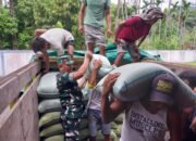 Pelda Samiono Awasi Penerimaan Beras di Gudang Bulog Klatakan