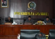 DPRD Trenggalek Gelar Paripurna, Fraksi Sampaikan Pandangan Umum atas Ranperda LKPJ dan RPJMD