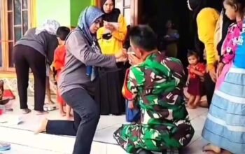 Babinsa Koramil 0823/14 Jatibanteng Aktif Dampingi Pelayanan Posyandu Balita