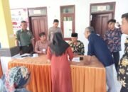 Babinsa Desa Taman Dampingi Penyaluran BLT-DD Bulan Mei dan Juni 2025