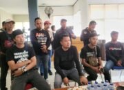 Kecewa Dengan Janji Busuk DPRD Jatim, AMI : Bakal Kubur Dengan Sampah