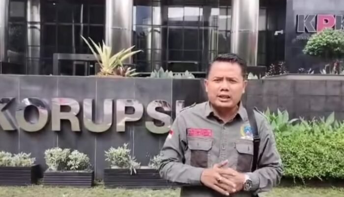 Ketum AMI : Terbitnya Perwali Anti Gratifikasi Pemkot Surabaya Bentuk Komitmennya Walikota Surabaya Mencegah dan Memberantas Korupsi