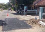 Warga Dusun Pancoran Rogojampi Banyuwangi Apresiasi Pengusaha Tambang Telah Membenahi Jalan Yang Berlubang 