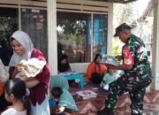 Babinsa Koramil 0823-07/Asembagus Dampingi Pelaksanaan Posyandu di Desa Wringin Anom