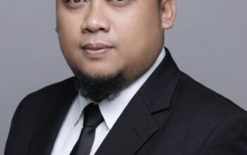 ‎KOMPAK Demo Besar -besaran di Gedung Merah Putih, KPK  ‎