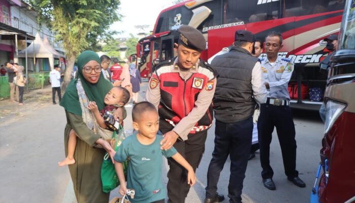 Polres Trenggalek Perkuat Pengamanan Balik Mudik Gratis 2026 ke Surabaya