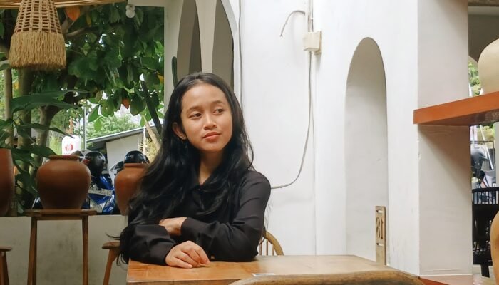 BUDAYA “MACAK-MACAKAN” DAN PERAYAAN YANG KEHILANGAN MAKNA!