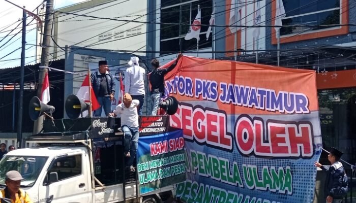 Tak Cukup Minta Maaf, AMI Tekan PKS Pecat Aboe Bakar ! Wajib Sujud Maaf ke Ulama Madura