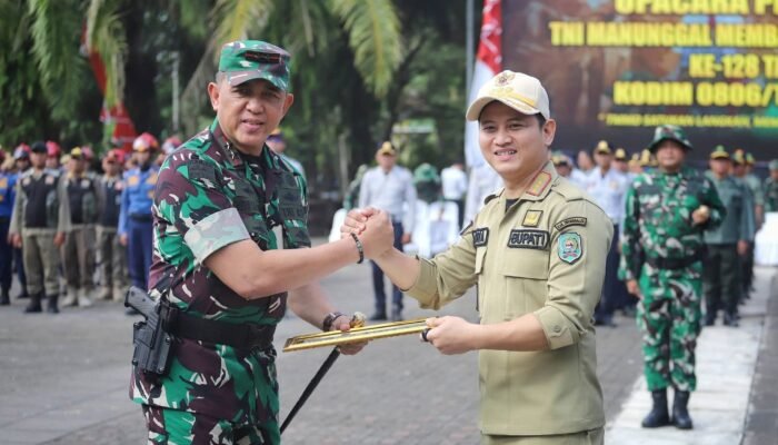 Pangdam V Brawijaya Apresiasi Sukses TMMD di Trenggalek