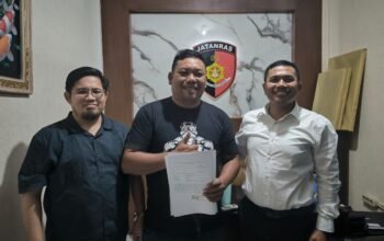 LAYANAN 110 POLRES GIANYAR DAMPINGI PENGAMBILAN MOBIL TERKAIT LAPORAN DI POLRES TABANAN