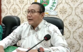 Pansus II DPRD Trenggalek Susun Payung Hukum Perlindungan Koperasi dan Usaha Mikro