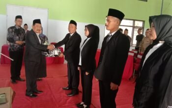Empat Perangkat Desa Jatiprahu Dilantik, Kades Tekankan Pelayanan dan Amanah kepada Masyarakat