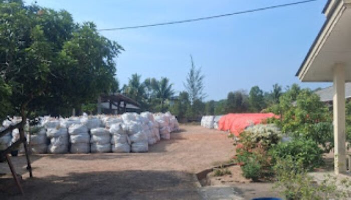 Kawasan Wisata Pasir Padi Dijejali 2.000 Ton Limbah Timah, BUMD Babel Malah ‘Kucing-Kucingan’!