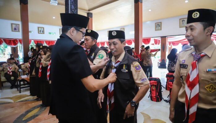 42 Pramuka Trenggalek Berangkat ke Jambore Nasional XII, Wabup Syah Pesankan Jaga Nama Baik Daerah
