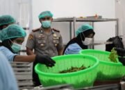 Kapolres Trenggalek Tinjau SPPG Polri di Desa Pogalan, Cek Higienitas hingga Security Food