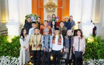 Kapolri Hadiri Pembukaan Pameran Nasirun “Bersimpuh di Kaki Para Guru” di Galeri Nasional Indonesia