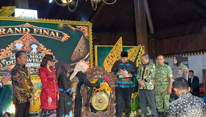 Muhammad Rifqi dan Khubaila Dwi Oktavia Terpilih Sebagai Mas dan Mbak Duta Wisata Jepara 2026